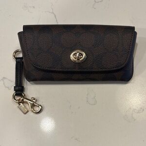 Coach Outlet Sunglasses Case